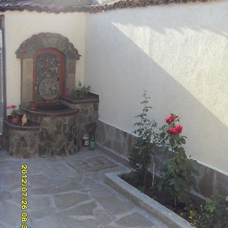 Guest House Vodolei Kotel Bagian luar foto